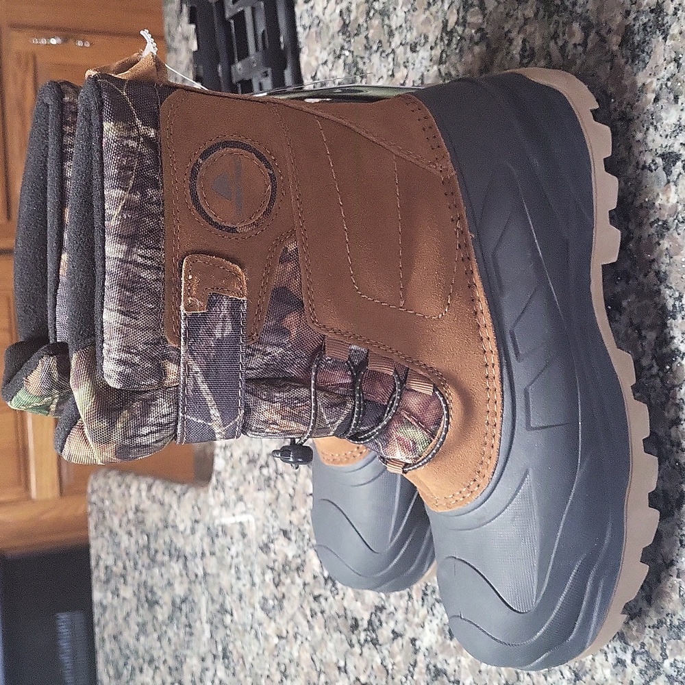 Mossy Oak size 8 mens 3M Thinsulate Ozark Trails Winter Pac waterproof boots new